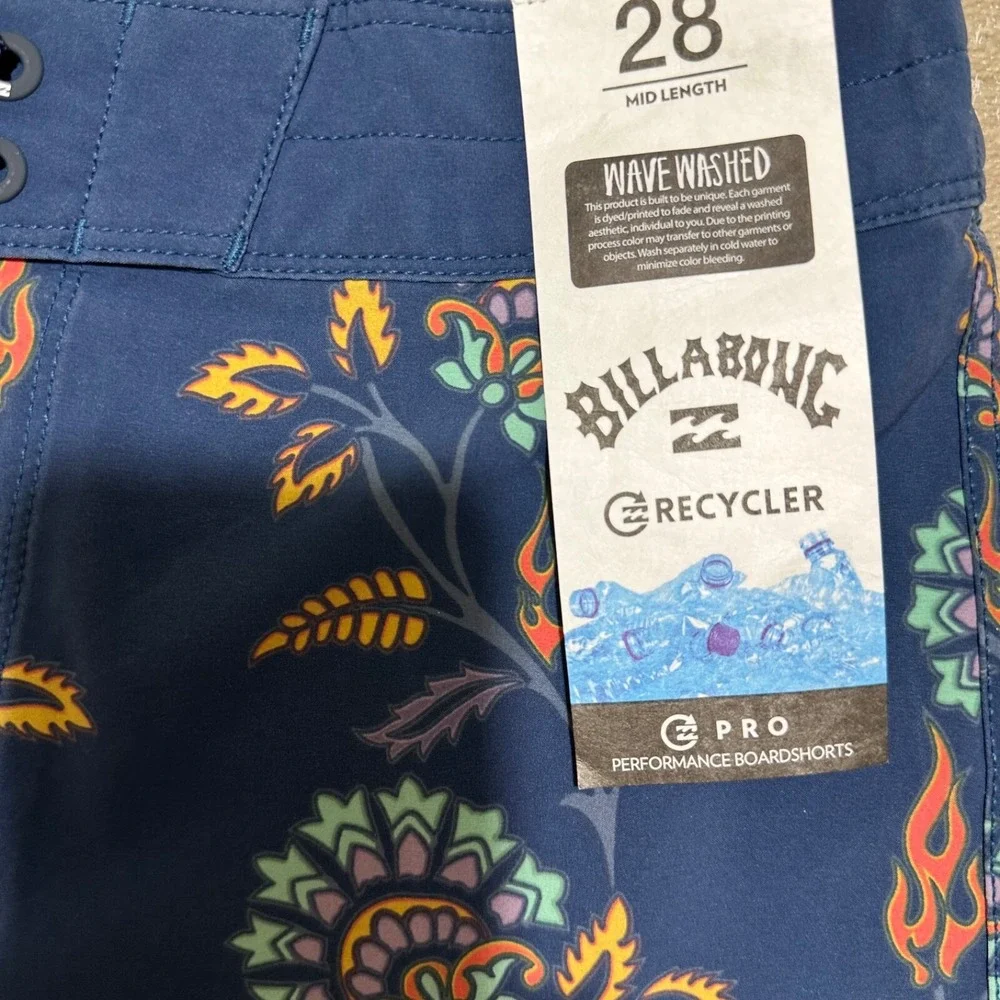 Billabong Mens Size 28 Sundays Pro Boardshorts Navy Blue‎ Floral Flame NWT NEW